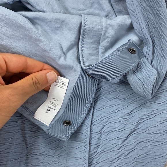 Lululemon Vinyasa Scarf *Crinkle Chambray - Picture 2 of 5